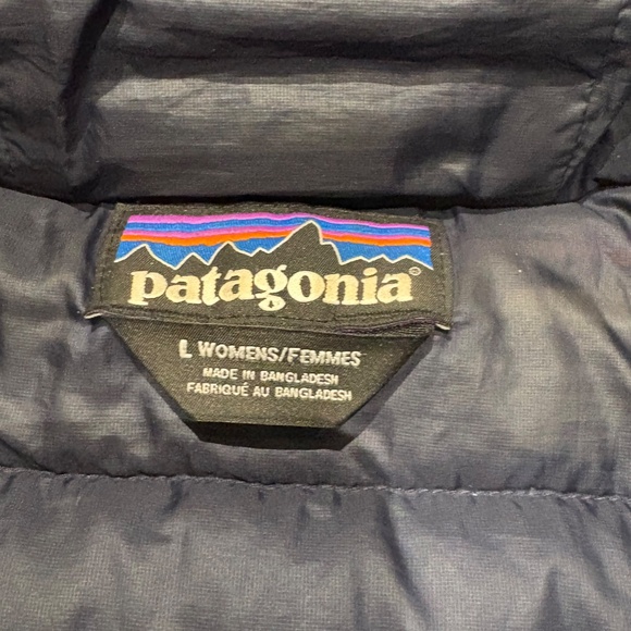 Pategonia Women's Down Sweater Hoody - Picture 3 of 5